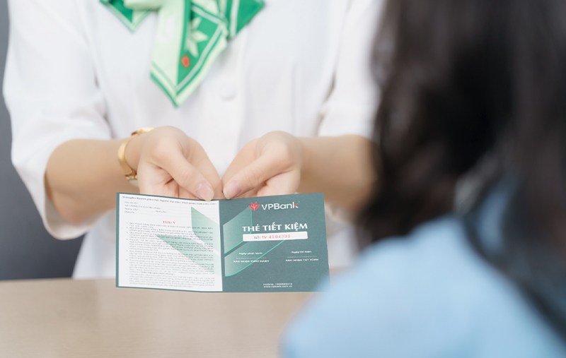 Sổ tiết kiệm là gì? Điều kiện mở, lợi ích và cách phân biệt